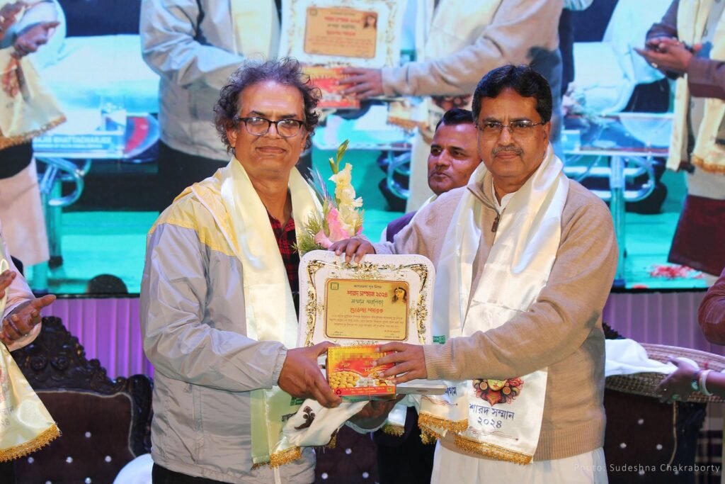 শারদ সম্মান ২০২৪: বিচারকের দায়িত্ব থেকে সম্মানের মঞ্চে